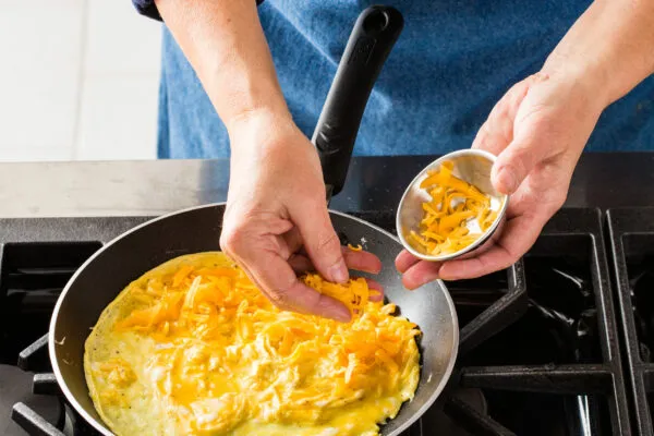 Cheddar_Cheese_Omelet Cook food