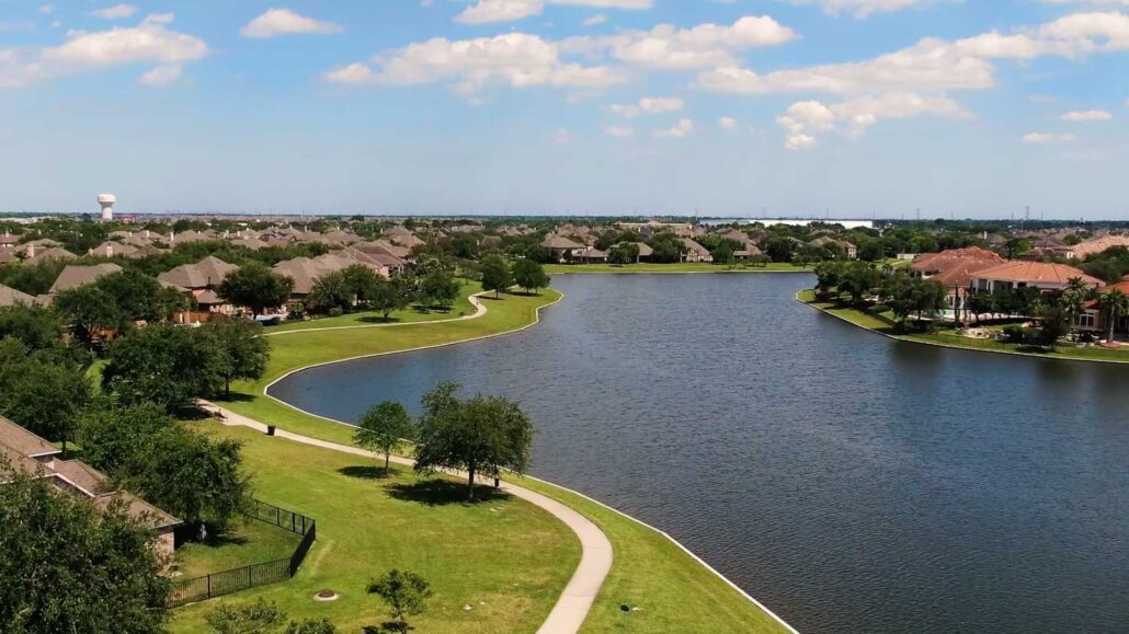 Tuscan Lakes Community Association lake view